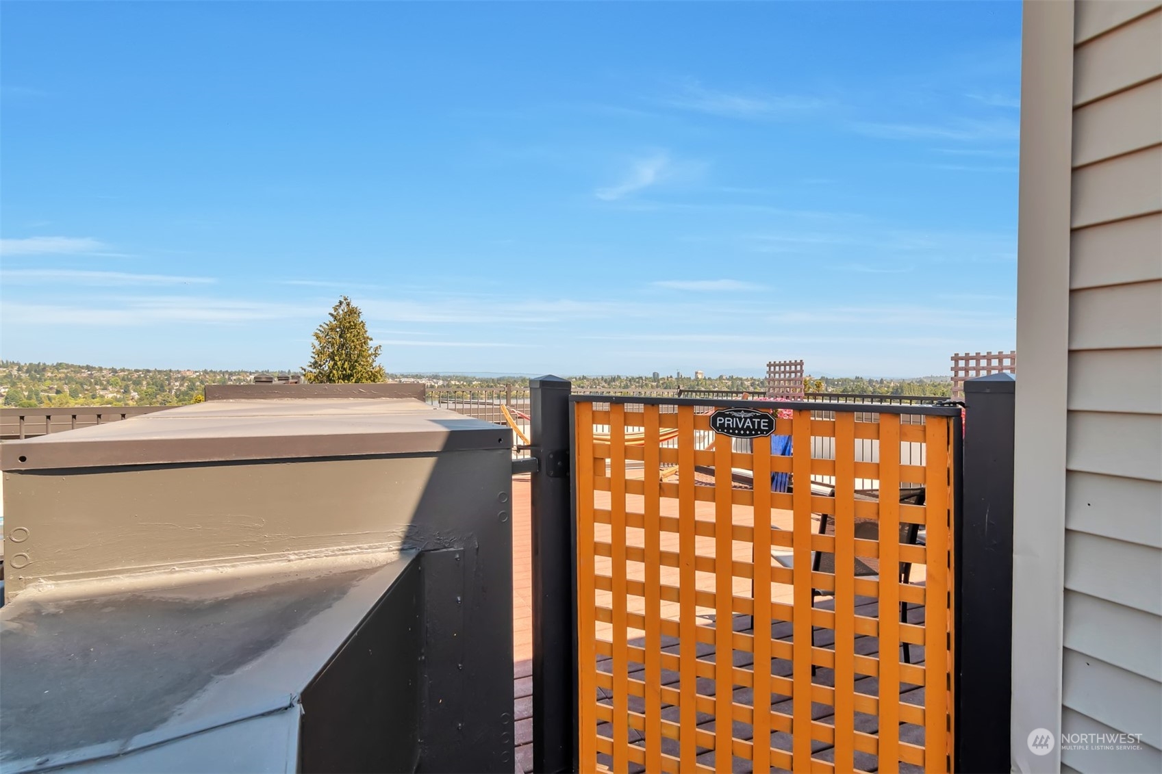 7116 Greenwood Avenue N Unit: 403