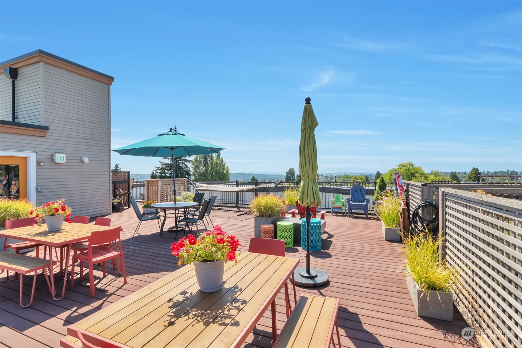 7116 Greenwood Avenue N Unit: 403