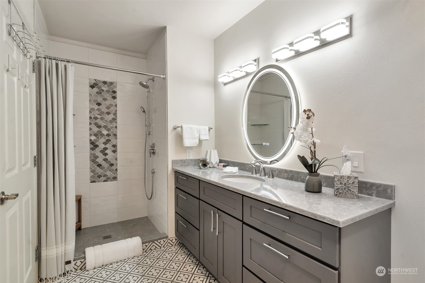 7116 Greenwood Avenue N Unit: 403