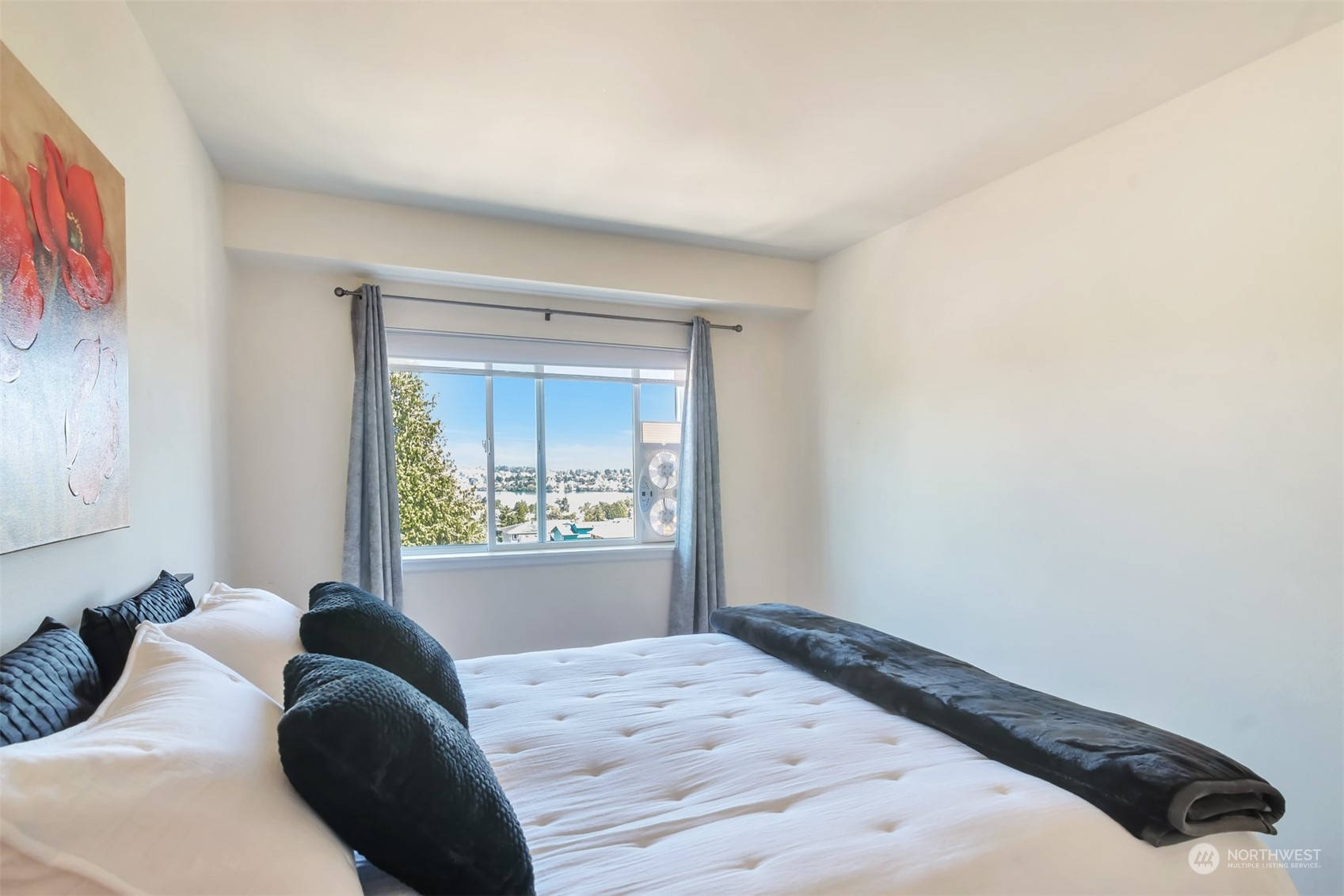 7116 Greenwood Avenue N Unit: 403