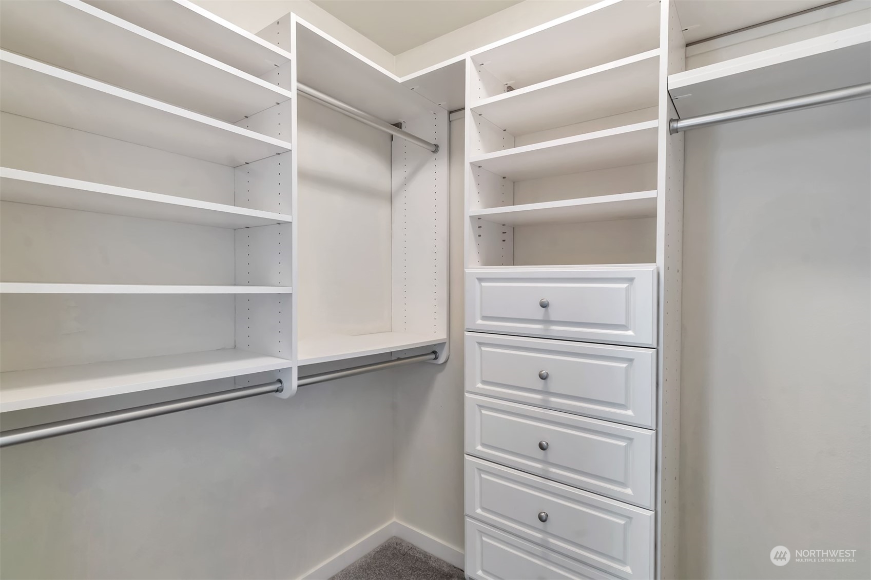 7116 Greenwood Avenue N Unit: 403