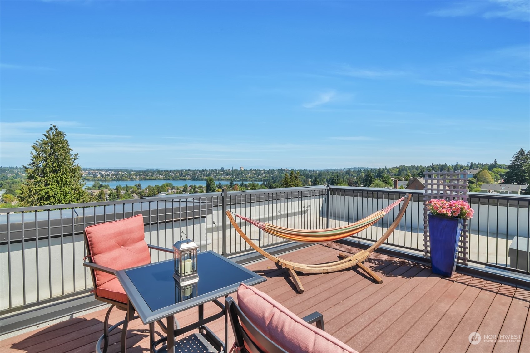 7116 Greenwood Avenue N Unit: 403