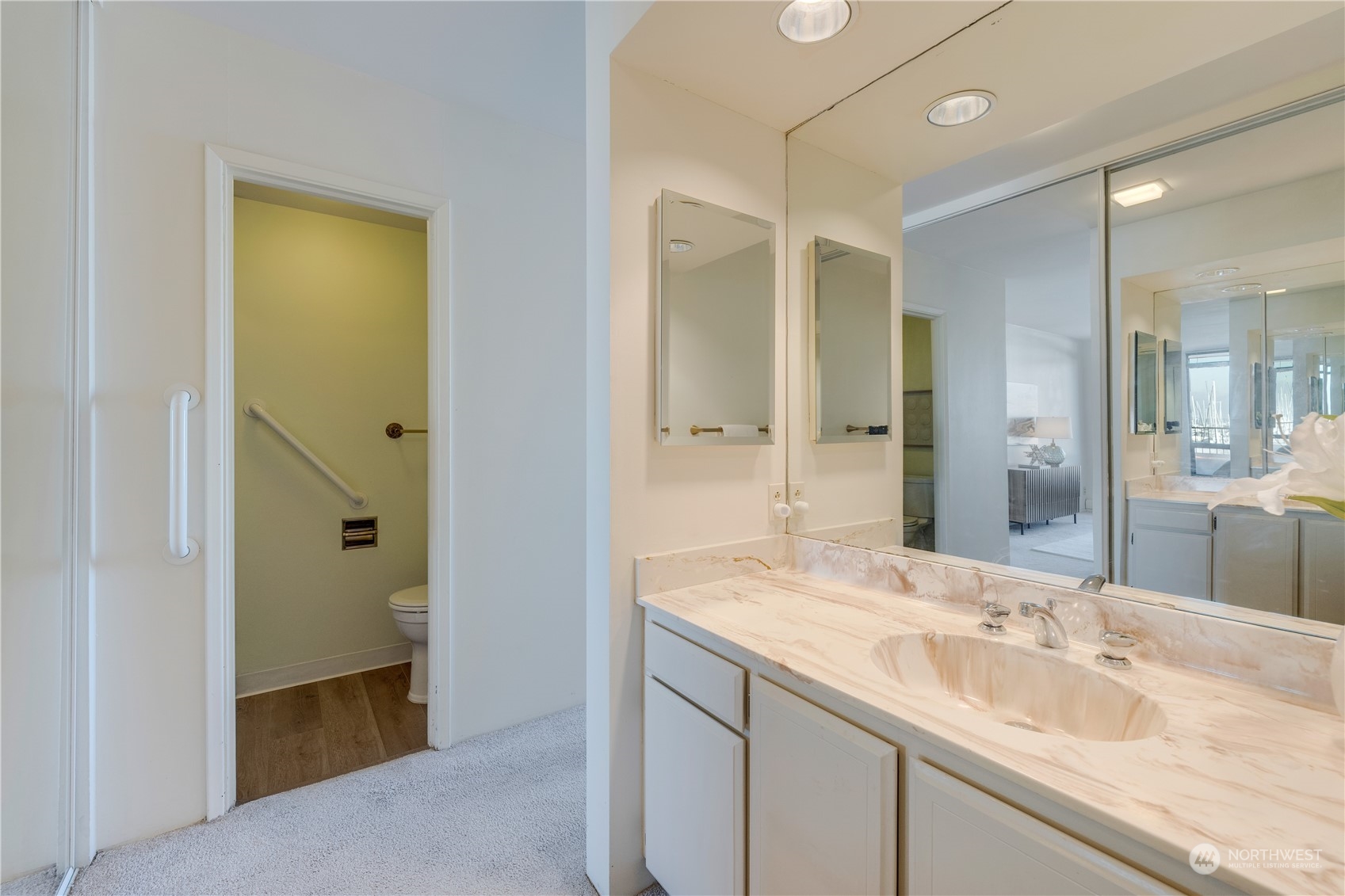 6535 Seaview Avenue NW Unit: 305B