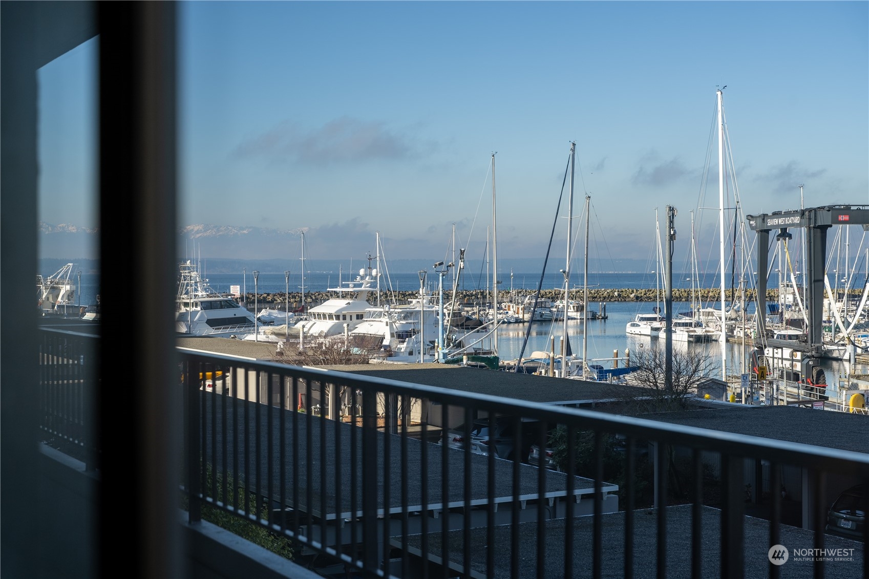 6535 Seaview Avenue NW Unit: 305B