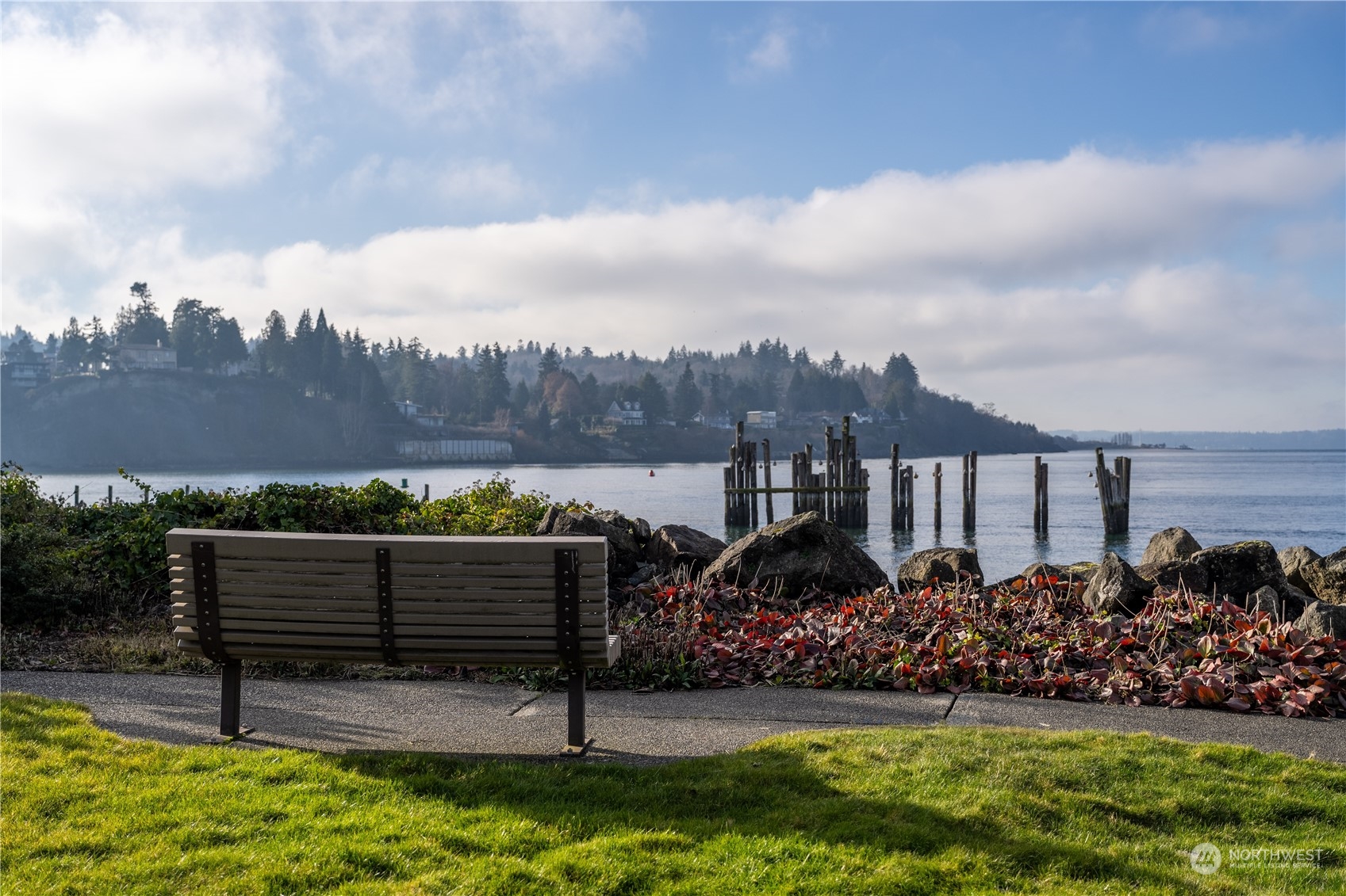 6535 Seaview Avenue NW Unit: 305B