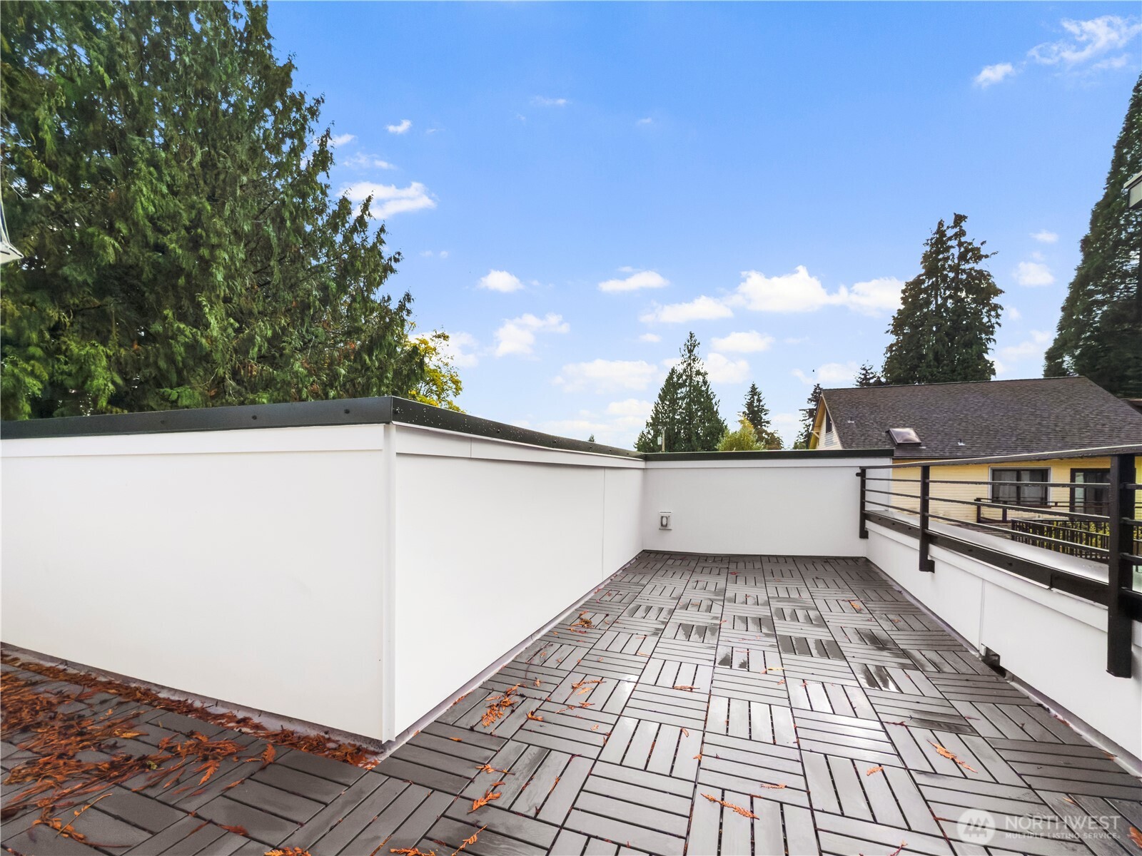 10712 Linden Avenue N