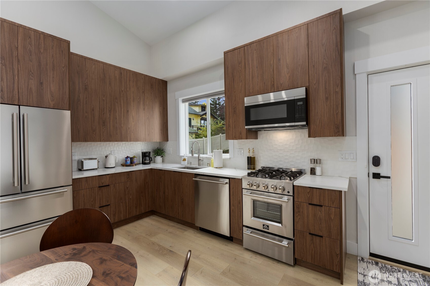 10712 Linden Avenue N