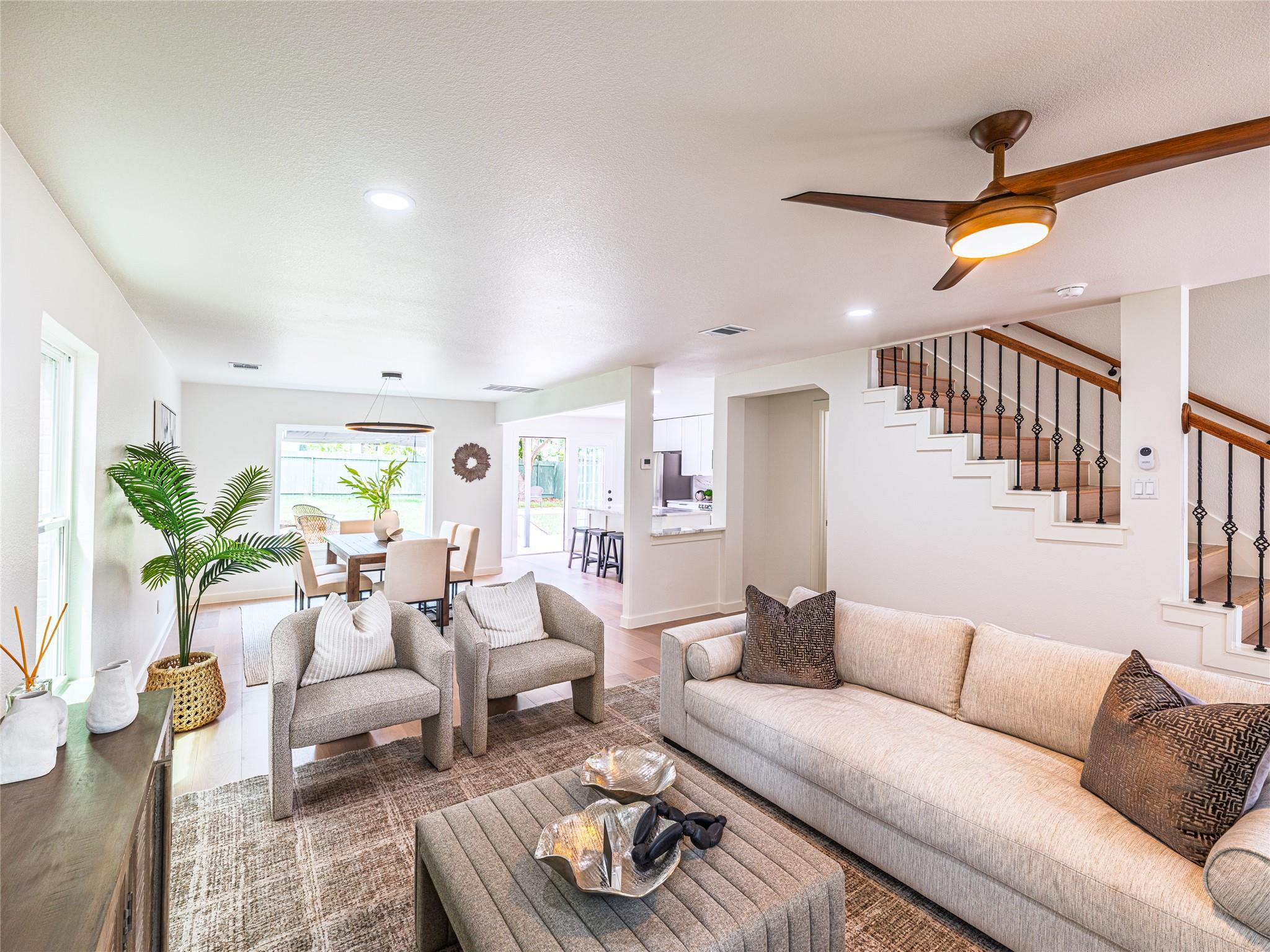 11224 Pickard LN