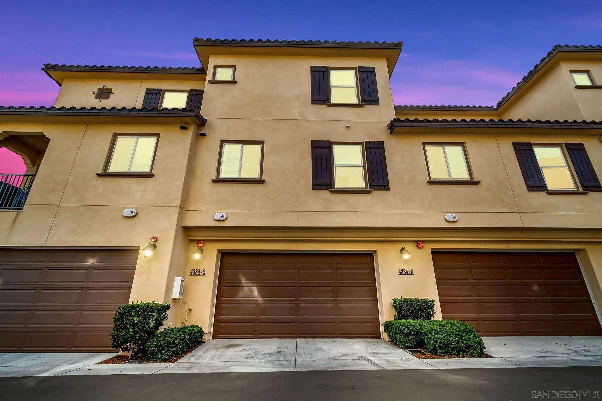 4384 Nautilus Way Unit 8