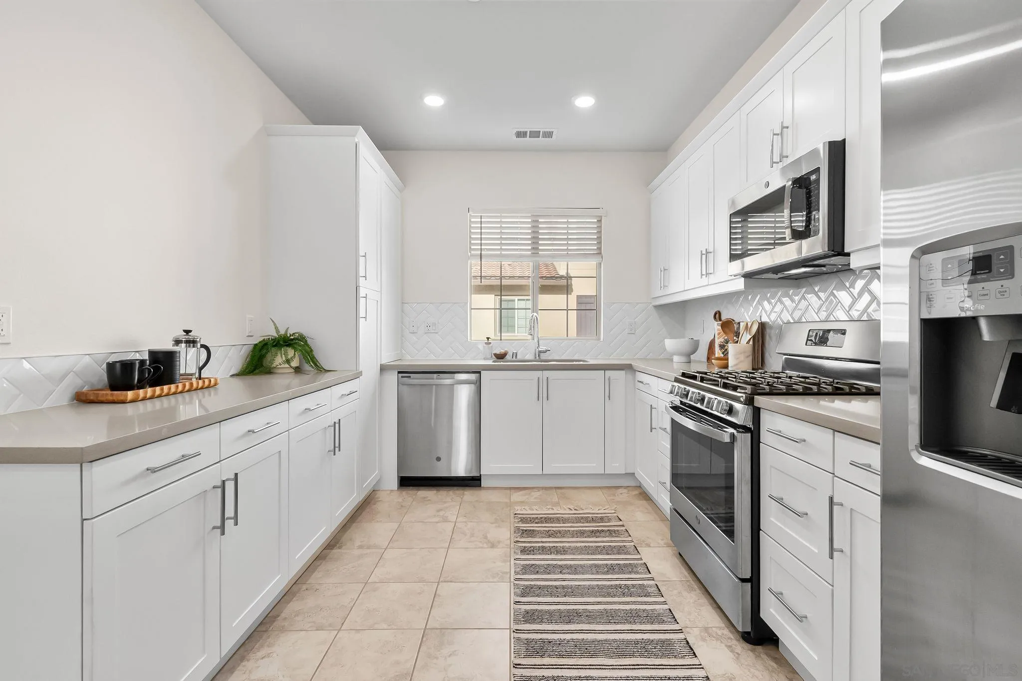4384 Nautilus Way Unit 8