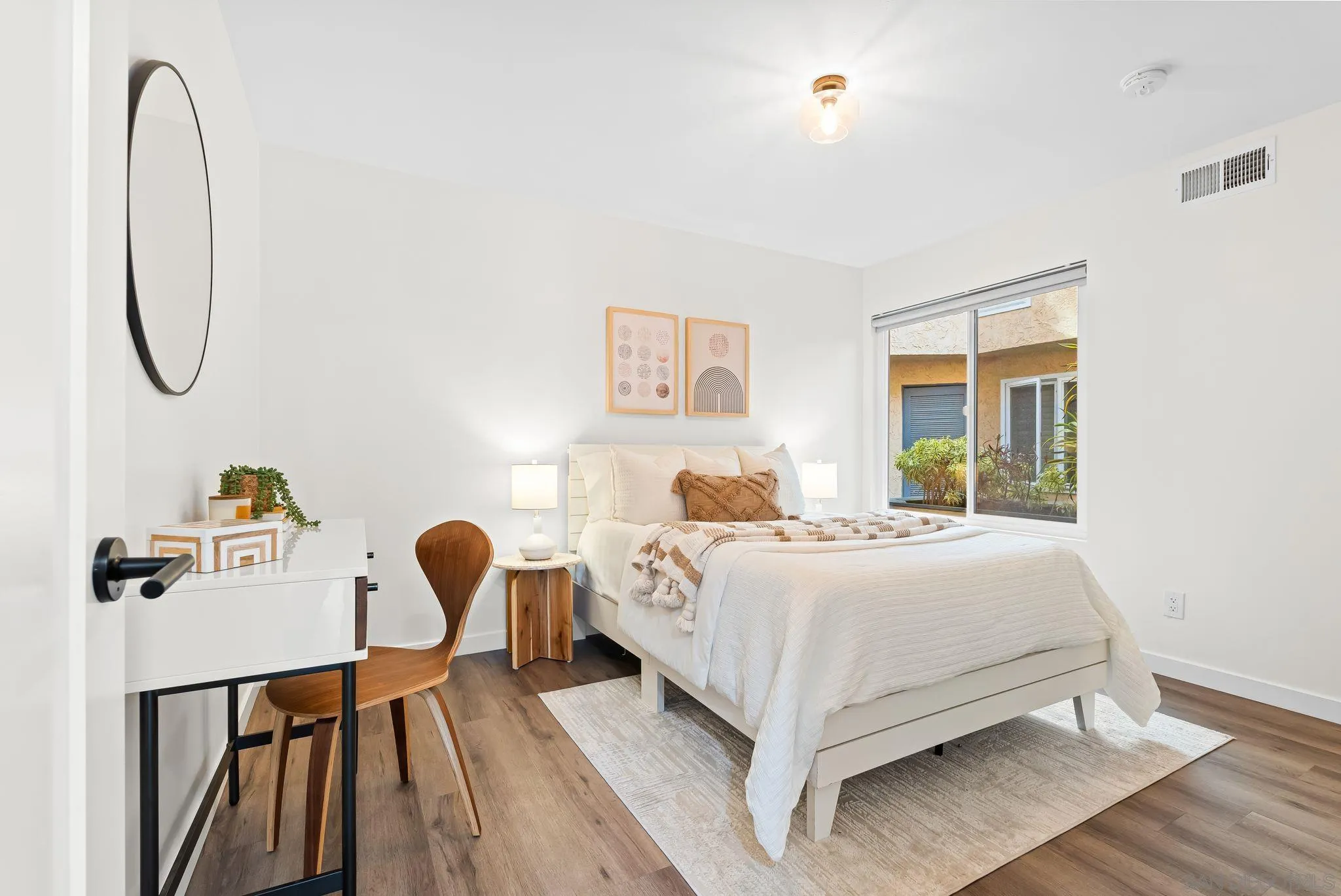 1324 S Pacific Unit 3