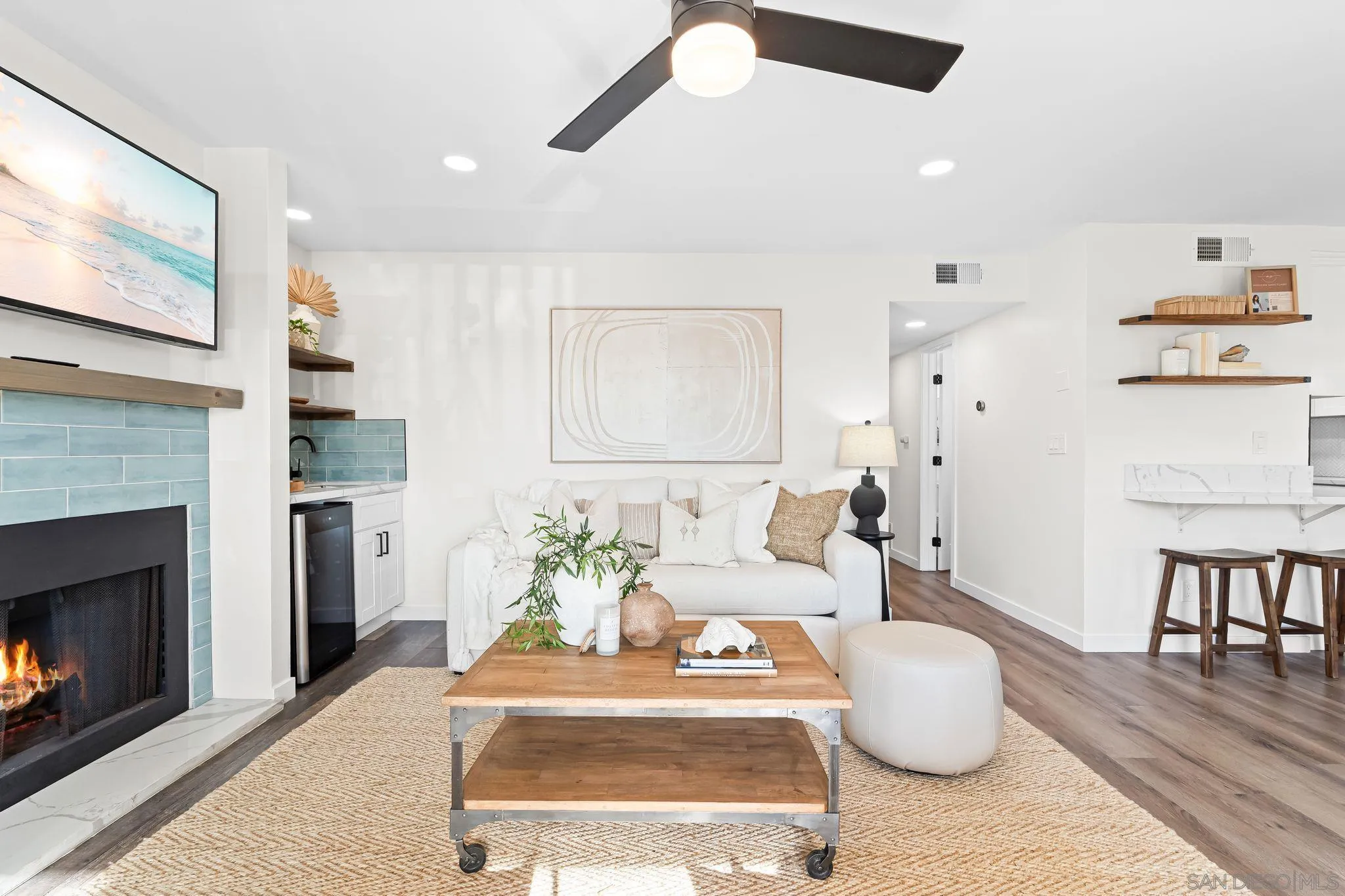 1324 S Pacific Unit 3