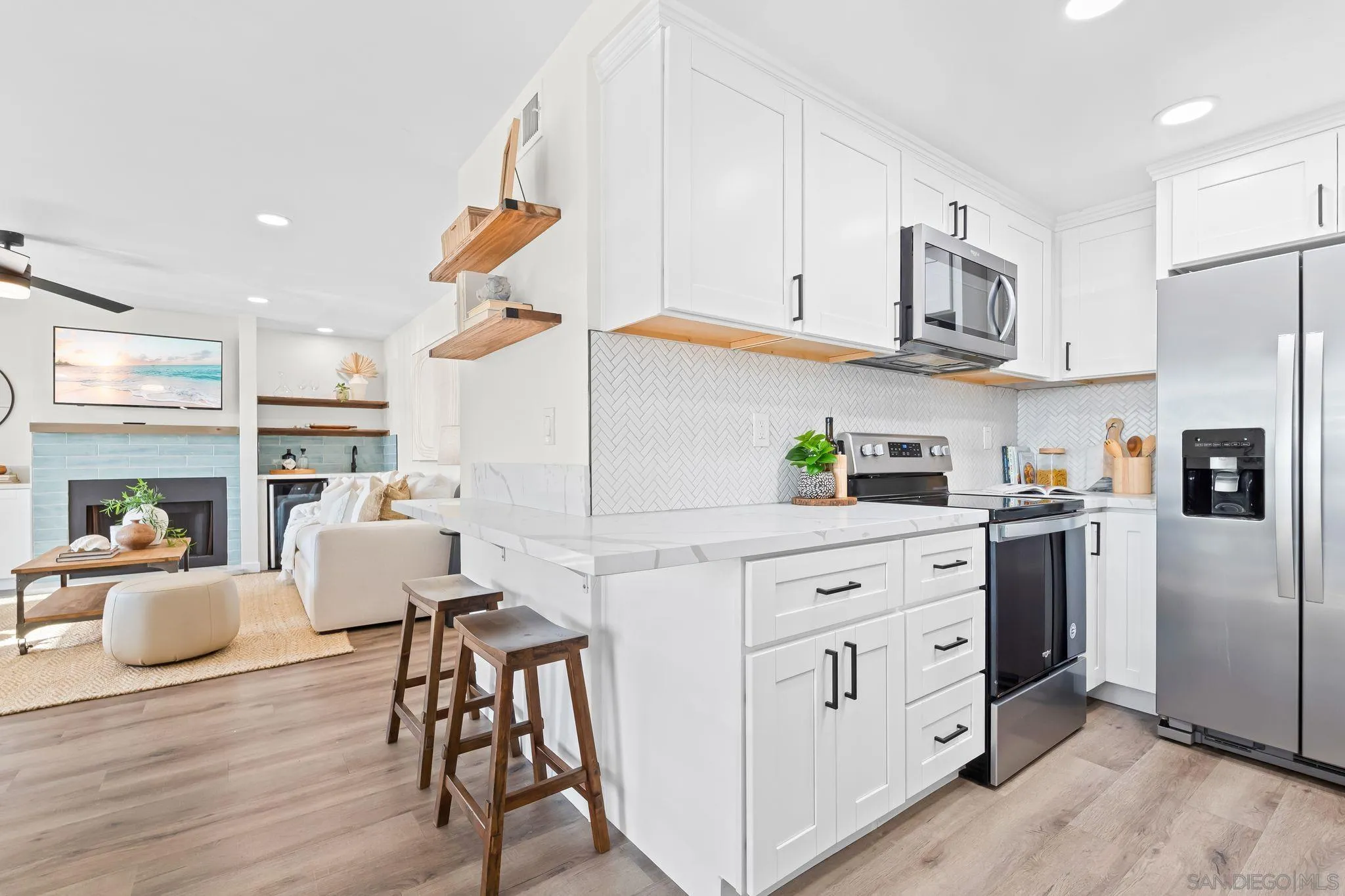 1324 S Pacific Unit 3