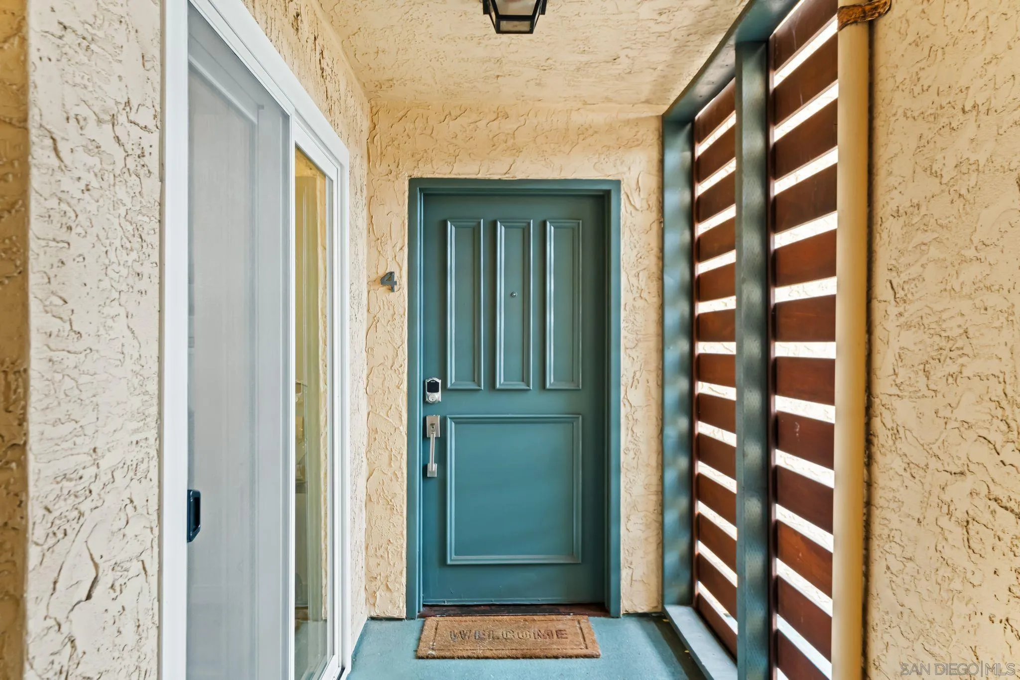 1324 S S Pacific St Unit 4