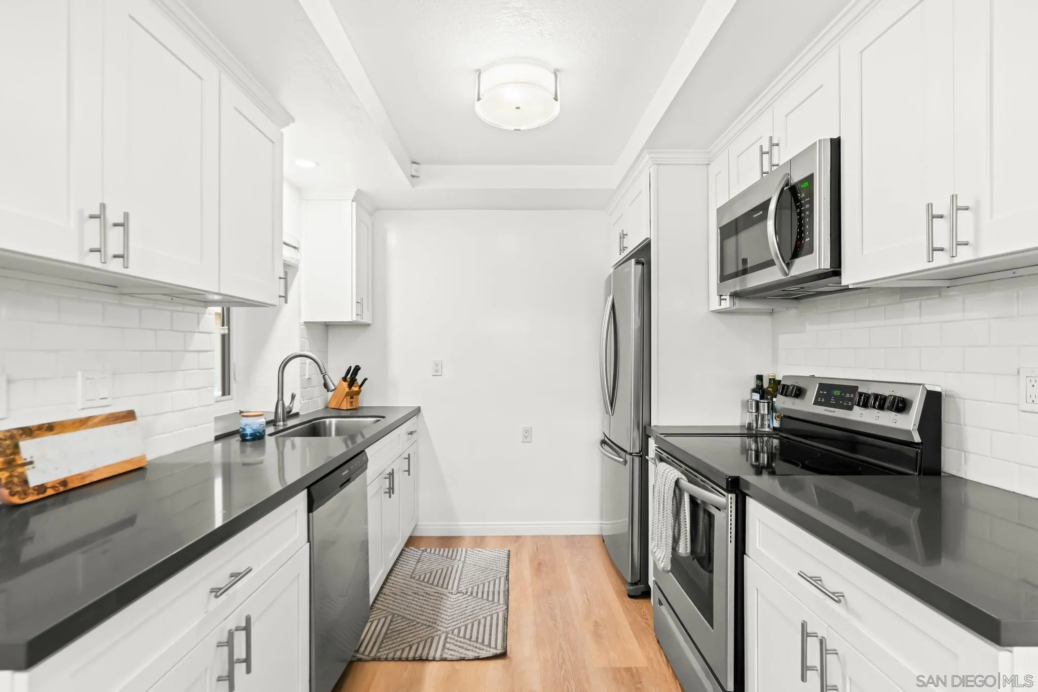 1324 S S Pacific St Unit 4