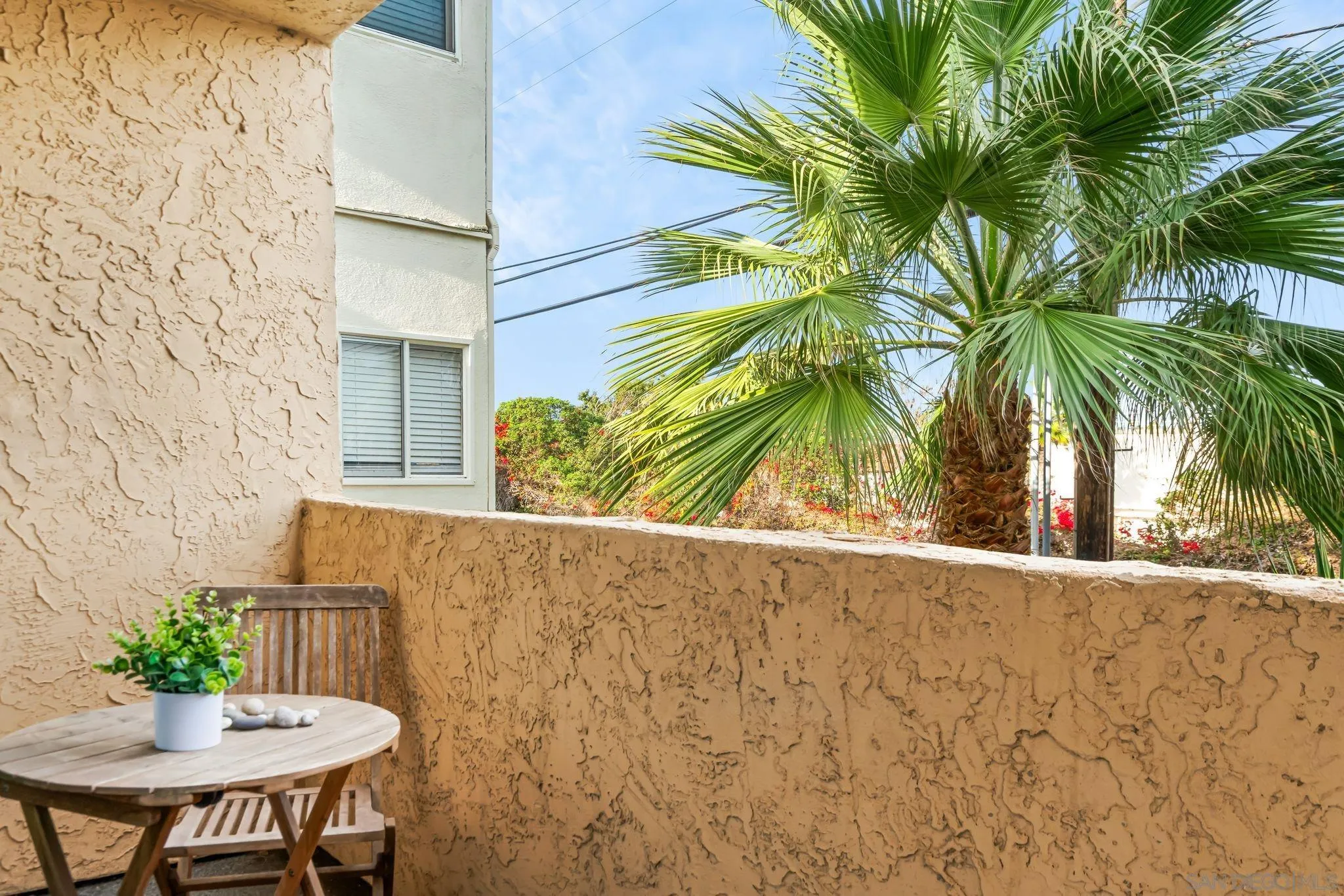 1324 S S Pacific St Unit 4