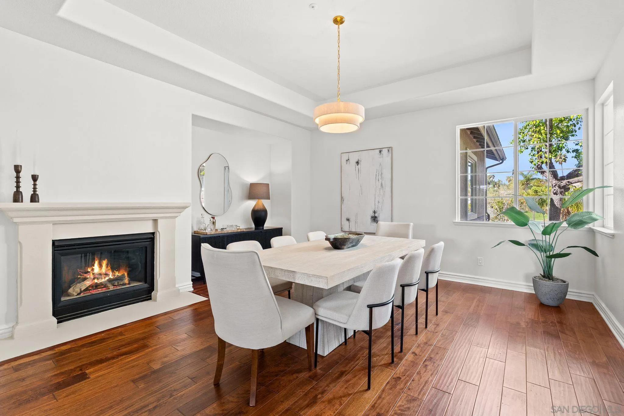 860 Calle Santa Cruz