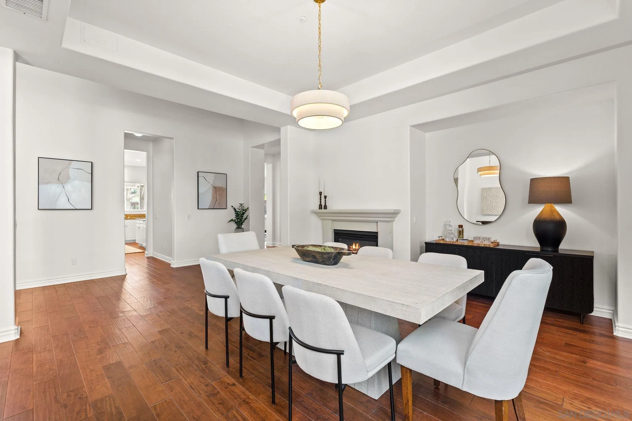 860 Calle Santa Cruz