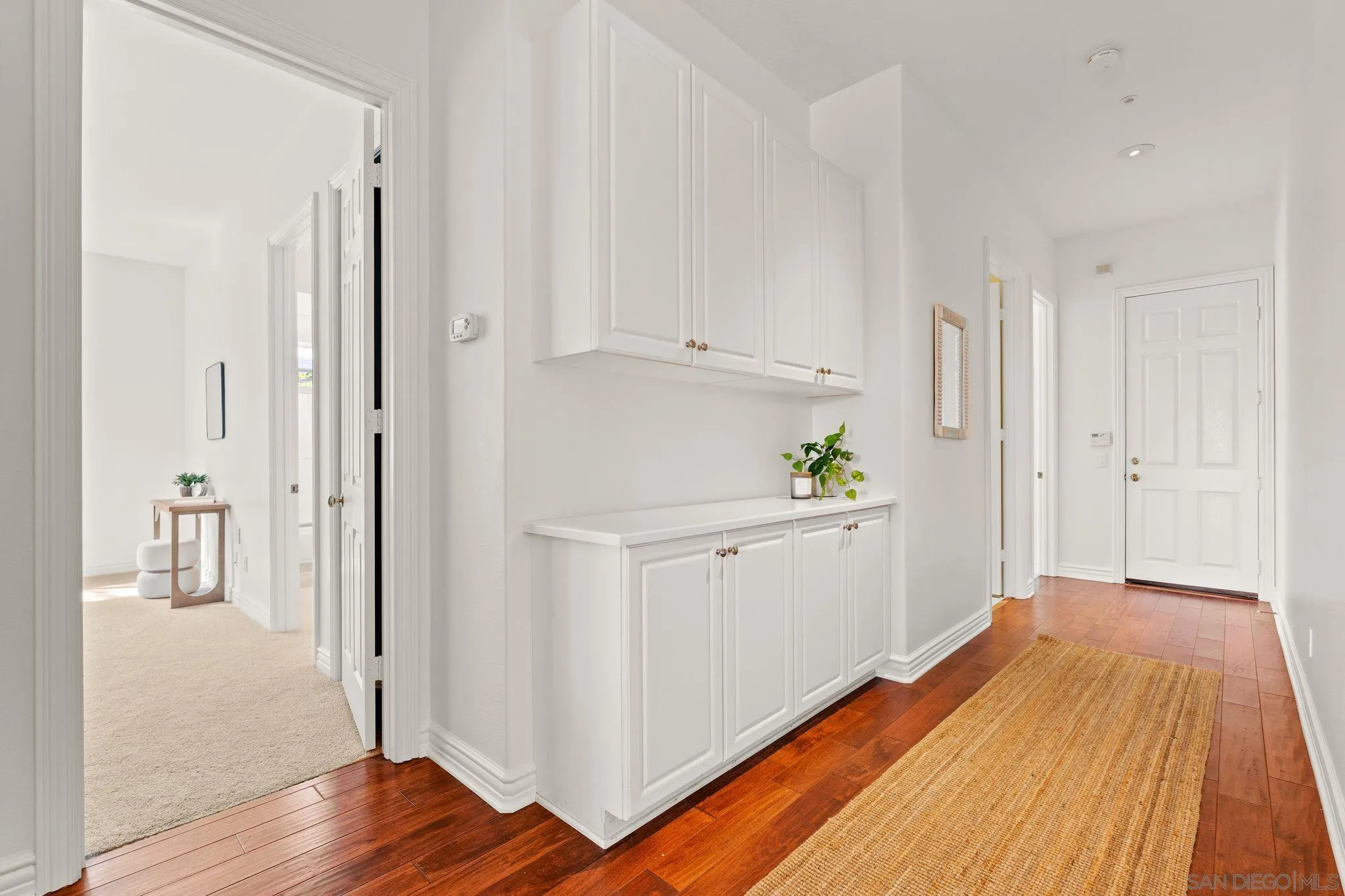 860 Calle Santa Cruz