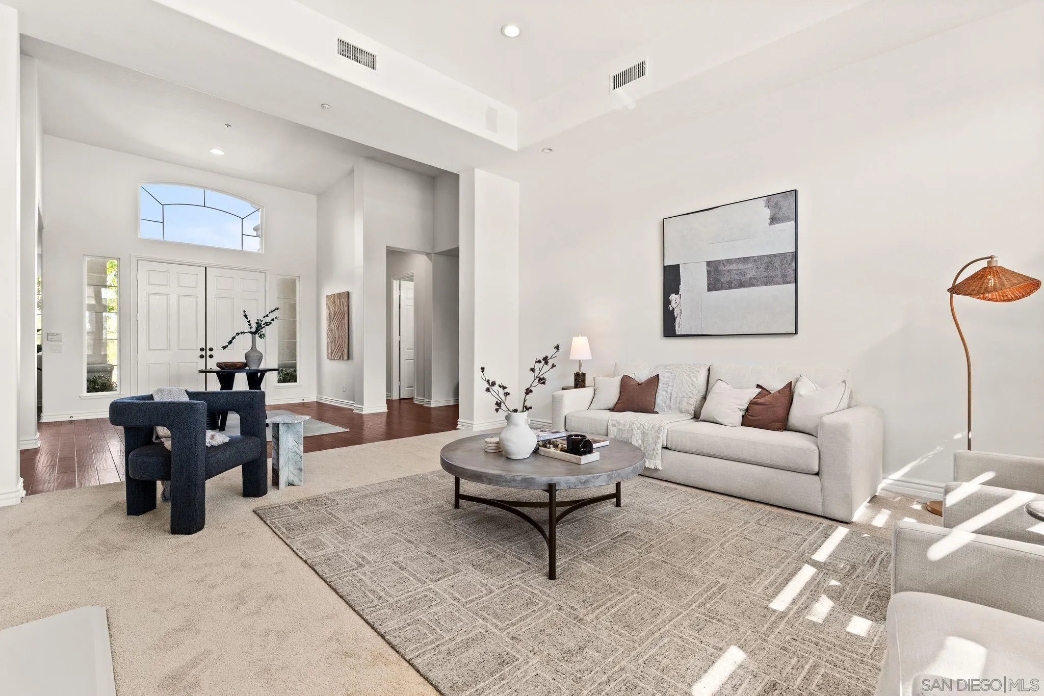 860 Calle Santa Cruz