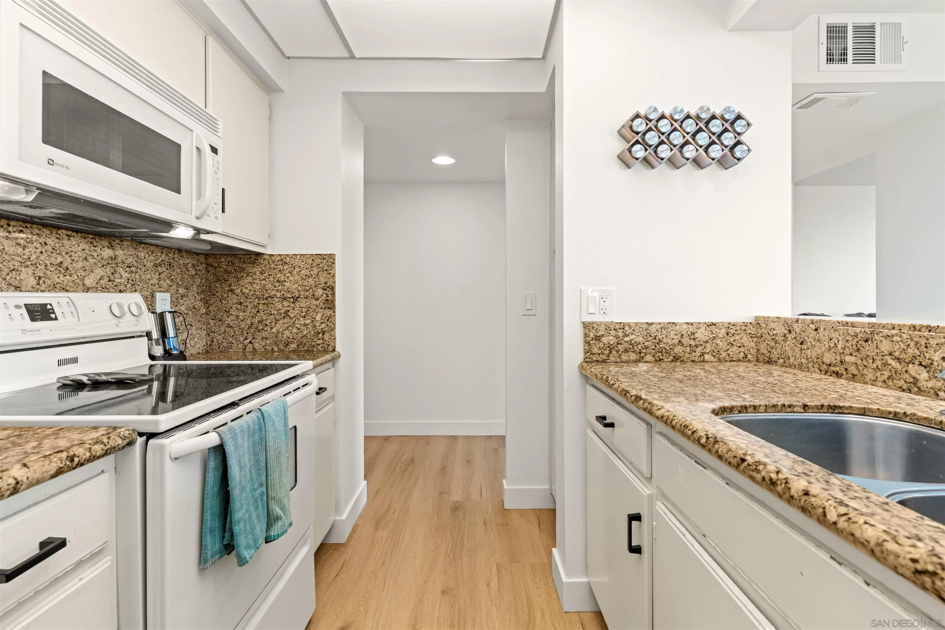 3635 7th Ave Unit 8a