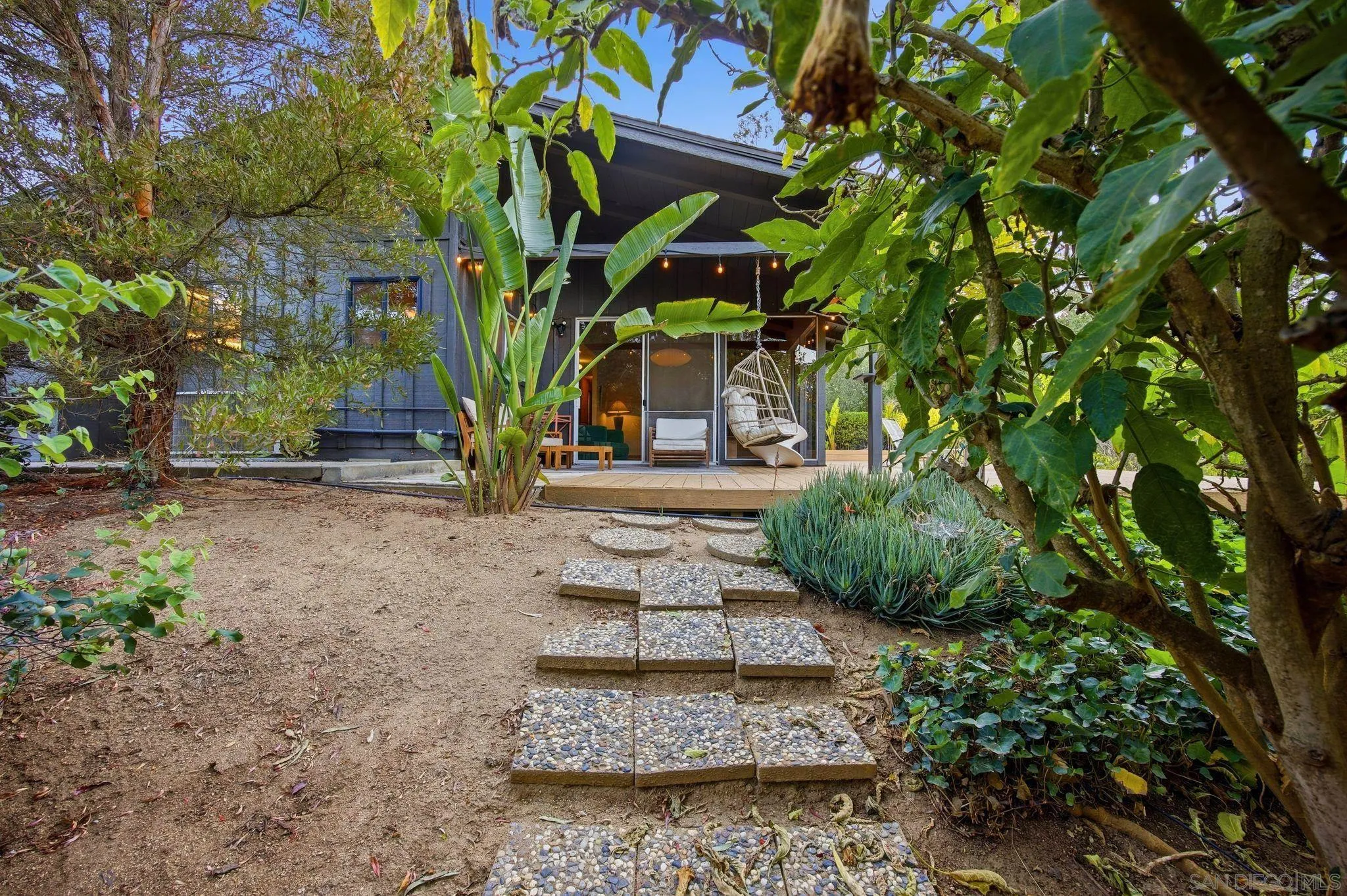 1010 Quail Creek