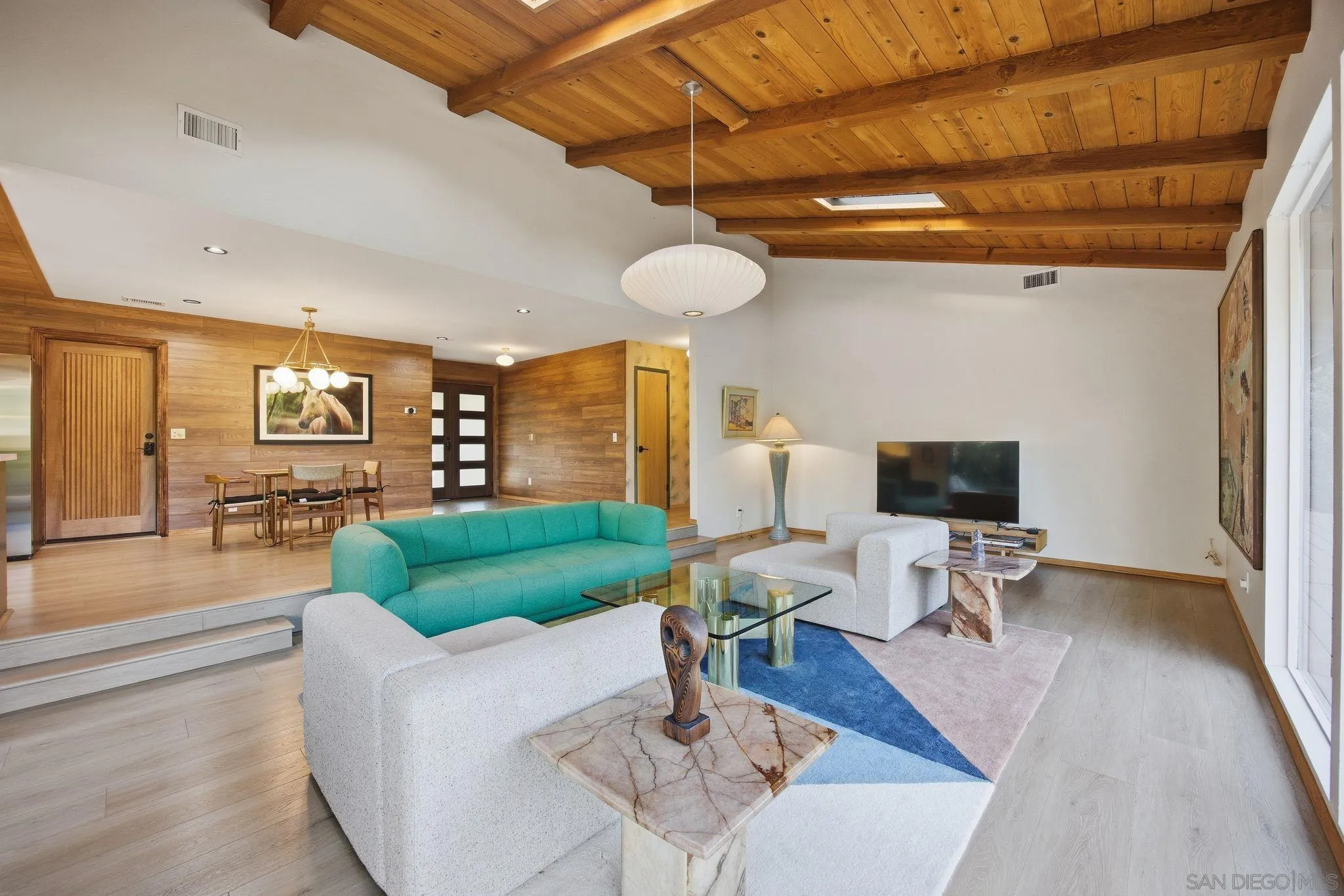 1010 Quail Creek