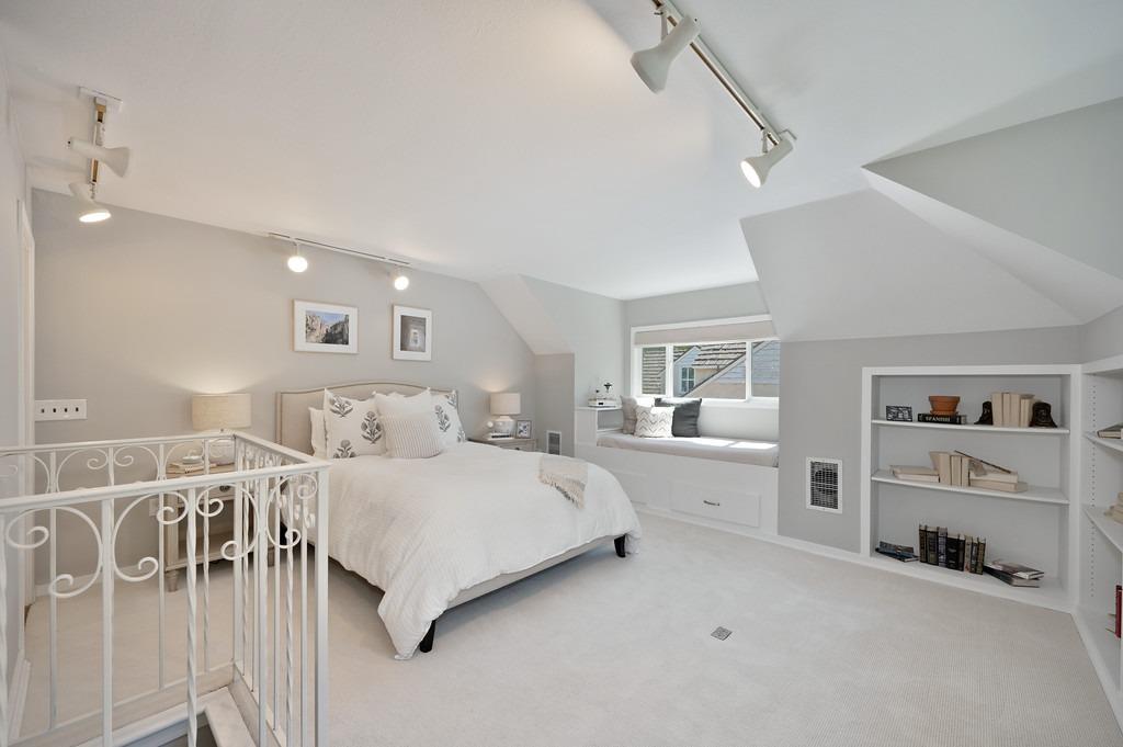 2768 Land Park Drive