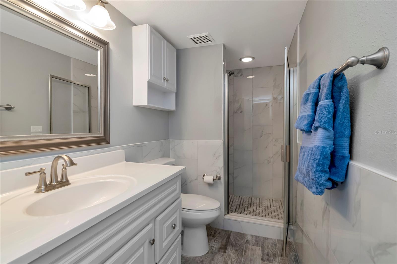 112 W CYPRESS CT