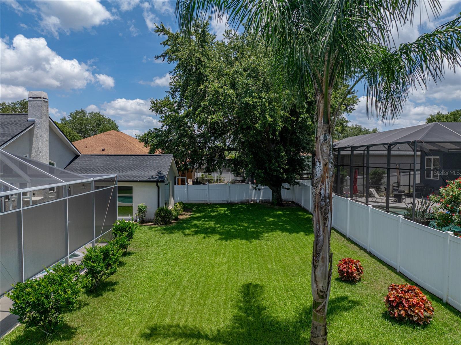 3909 VALRICO GROVE DR