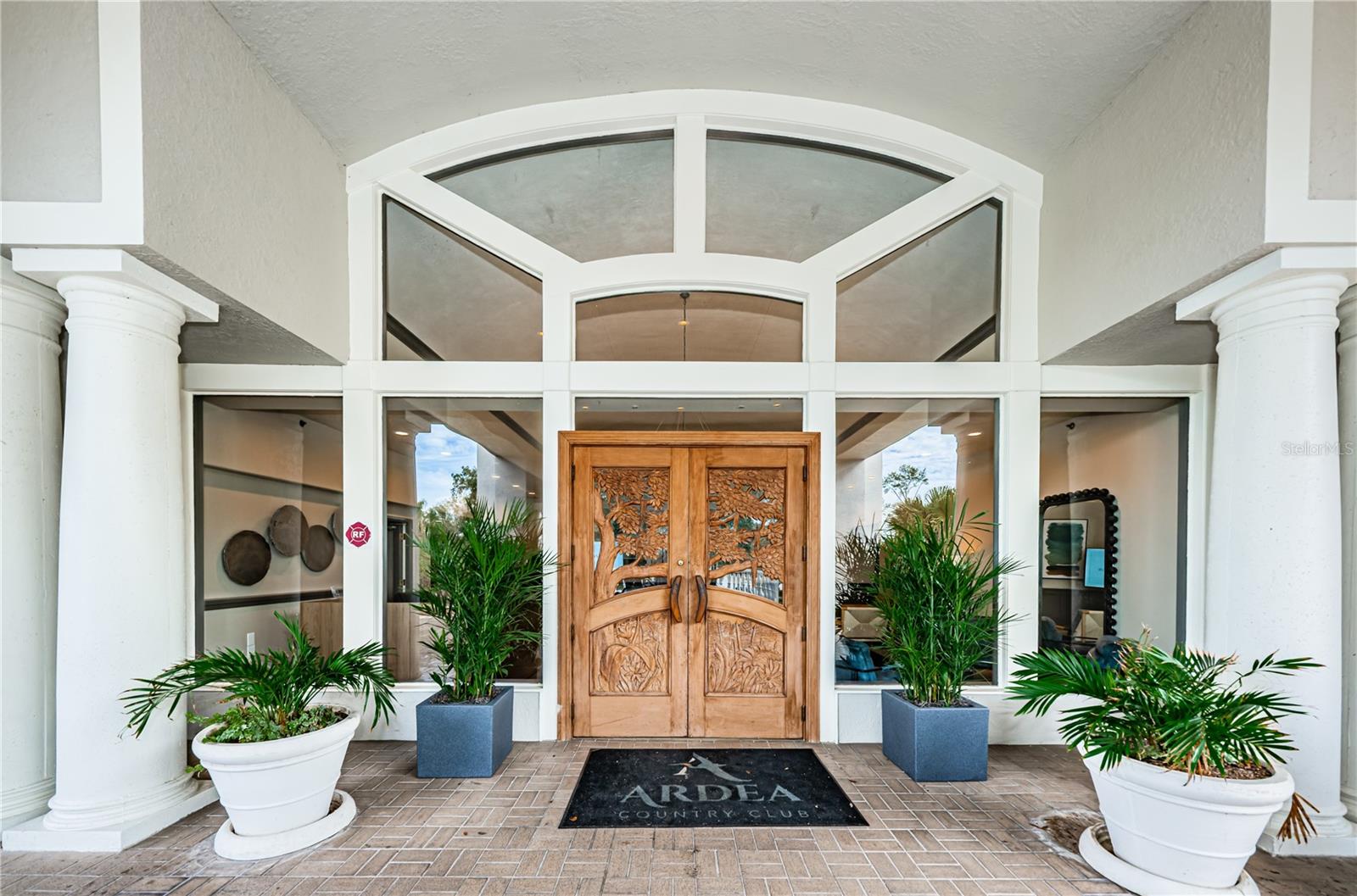 4874 WESTCHESTER CT