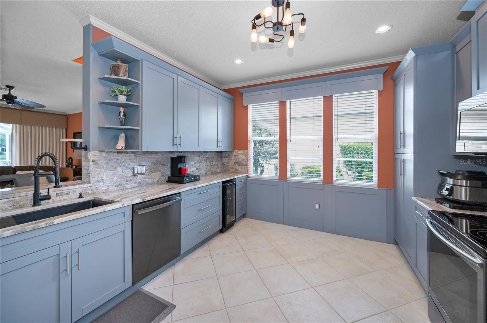 4874 WESTCHESTER CT
