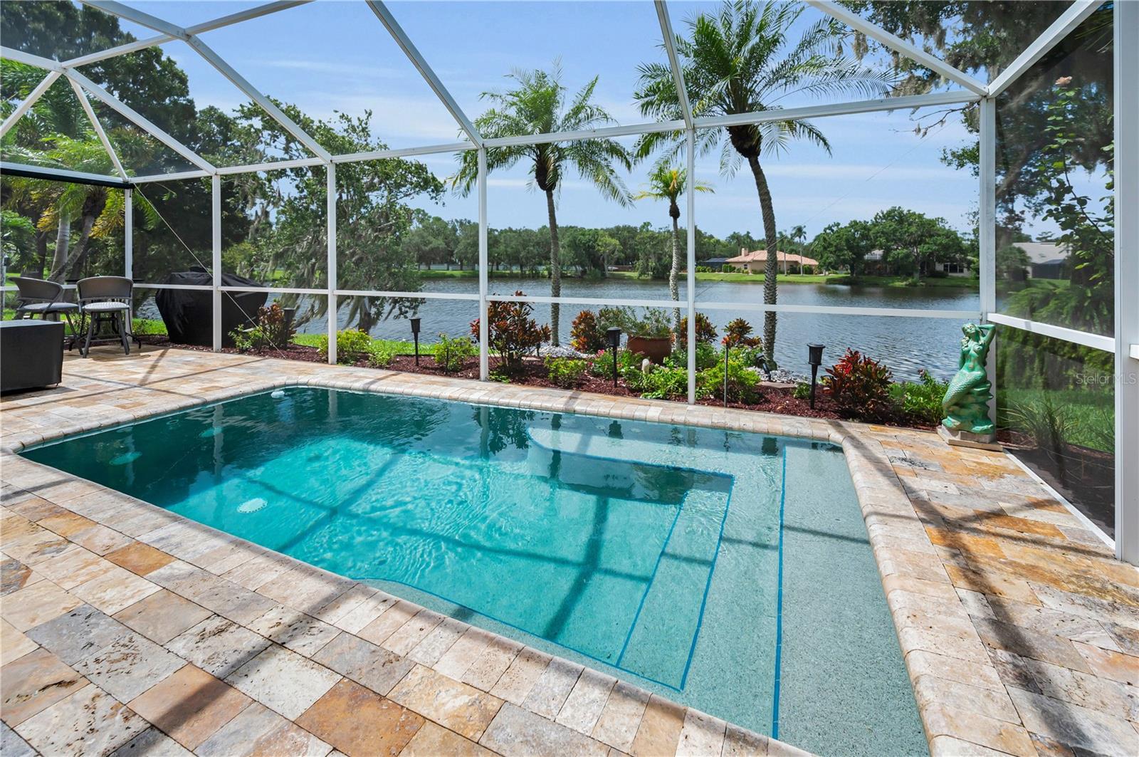4874 WESTCHESTER CT