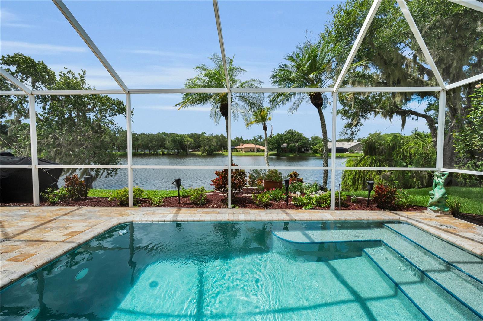 4874 WESTCHESTER CT