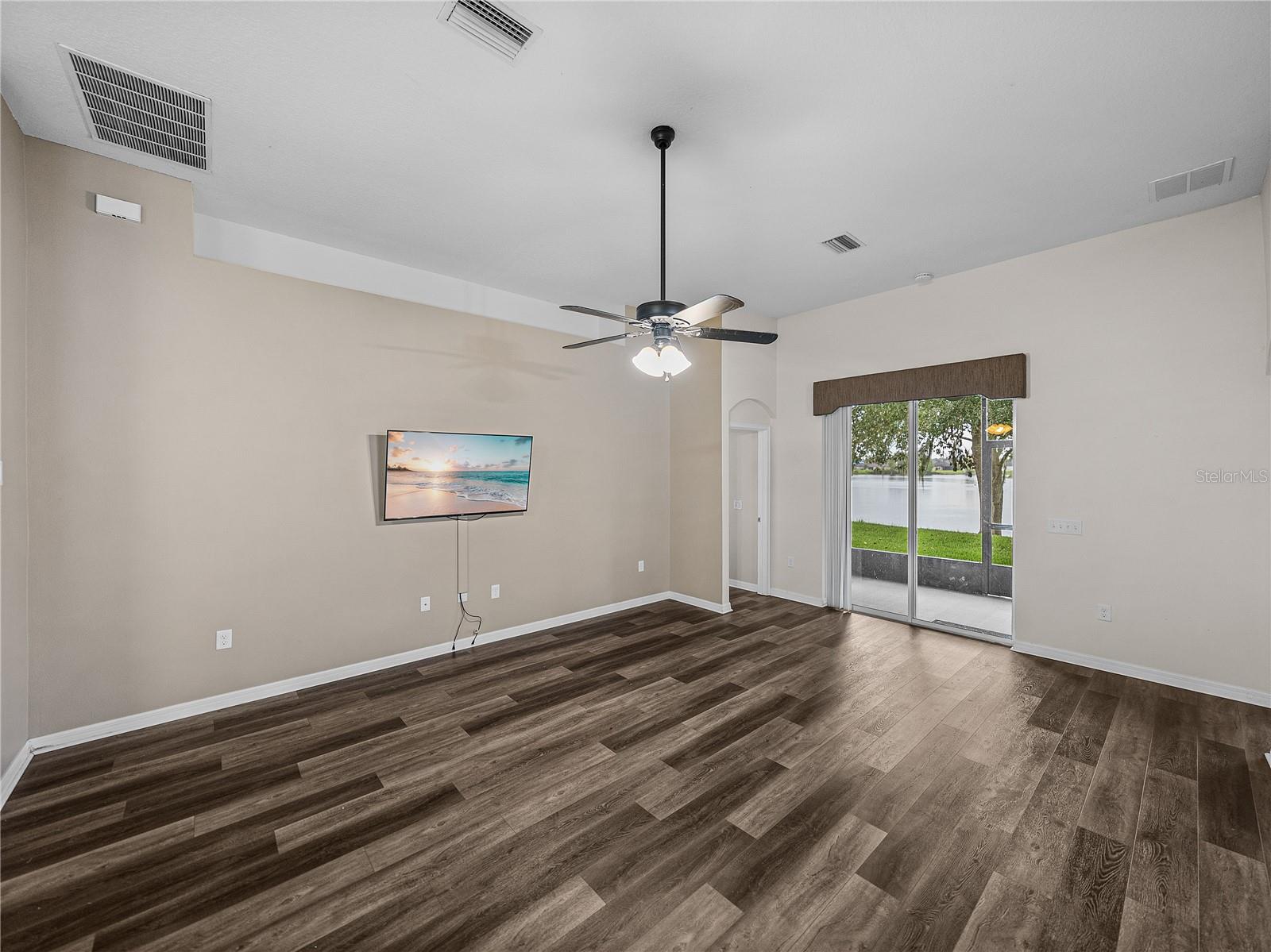 5624 ARAL DR