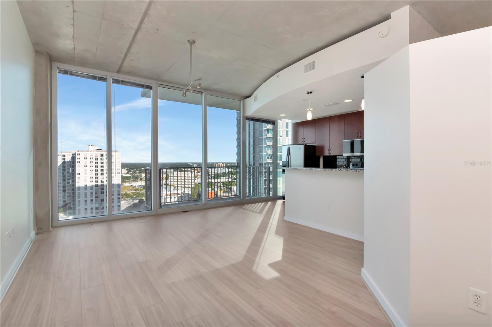 777 N ASHLEY DR #2009