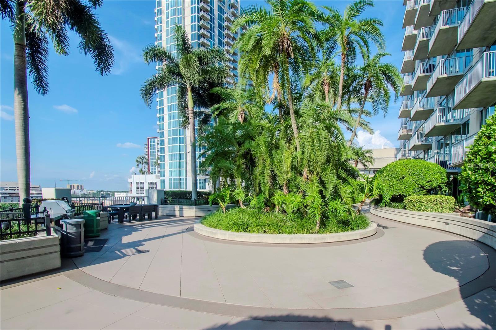 777 N ASHLEY DR #2009