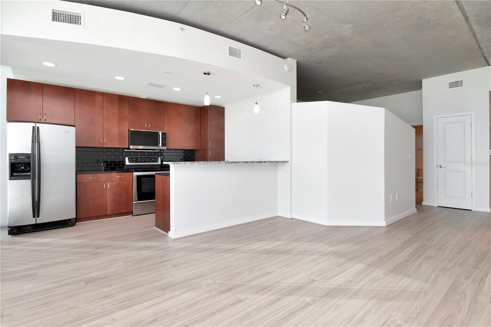 777 N ASHLEY DR #2009