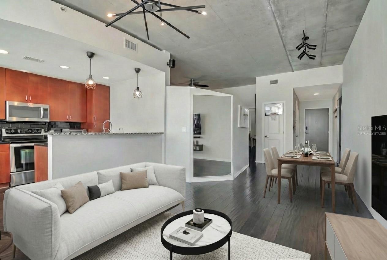 777 N ASHLEY DR #1809