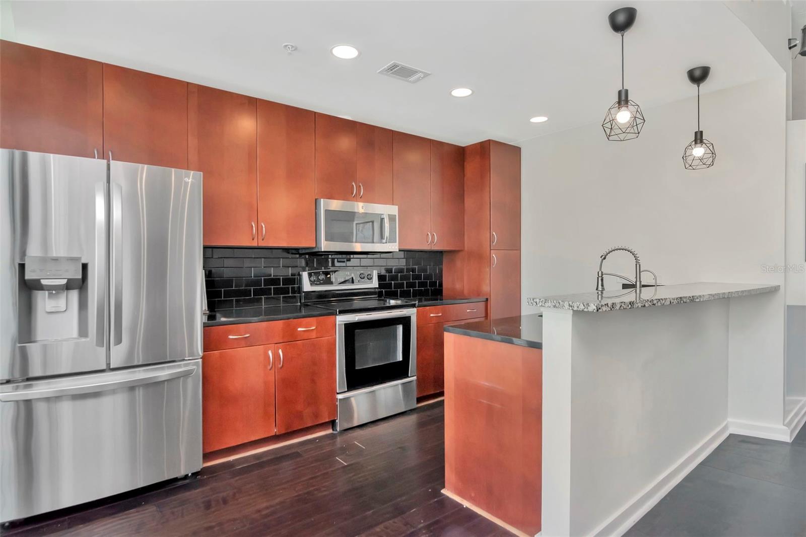 777 N ASHLEY DR #1809