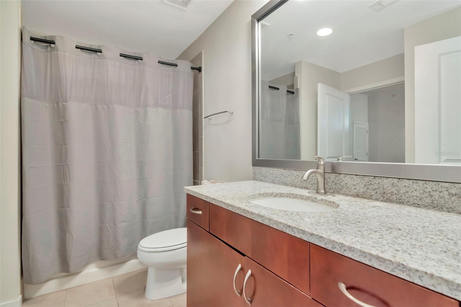 777 N ASHLEY DR #1809