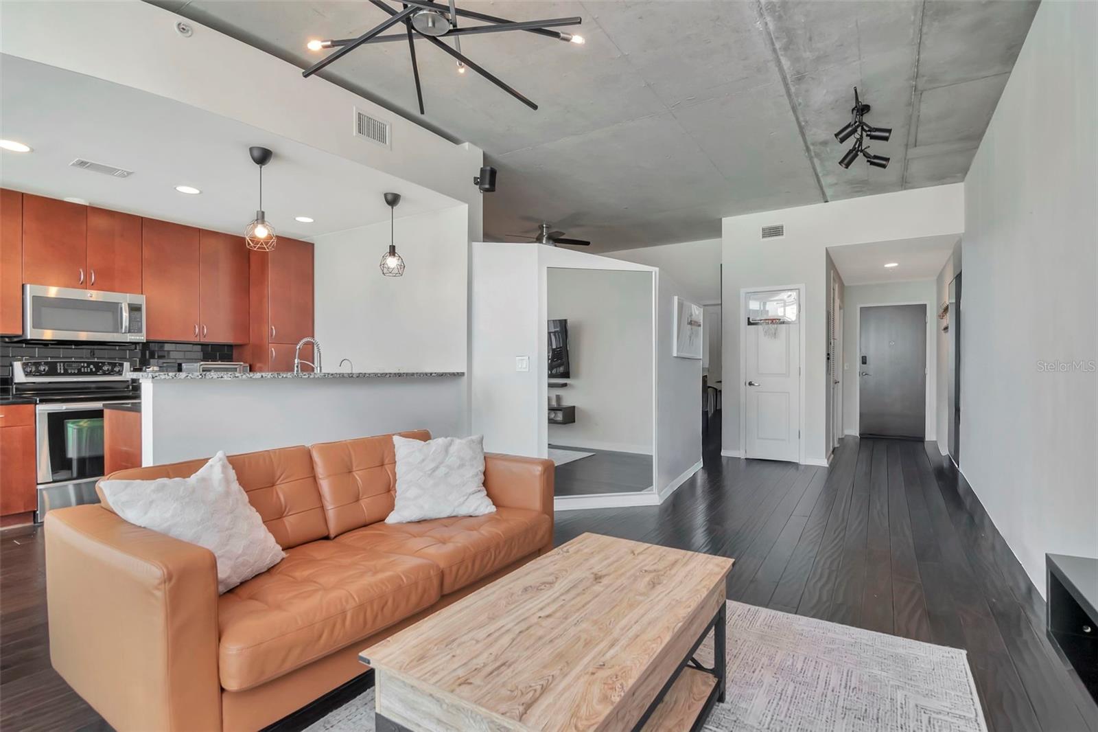 777 N ASHLEY DR #1809