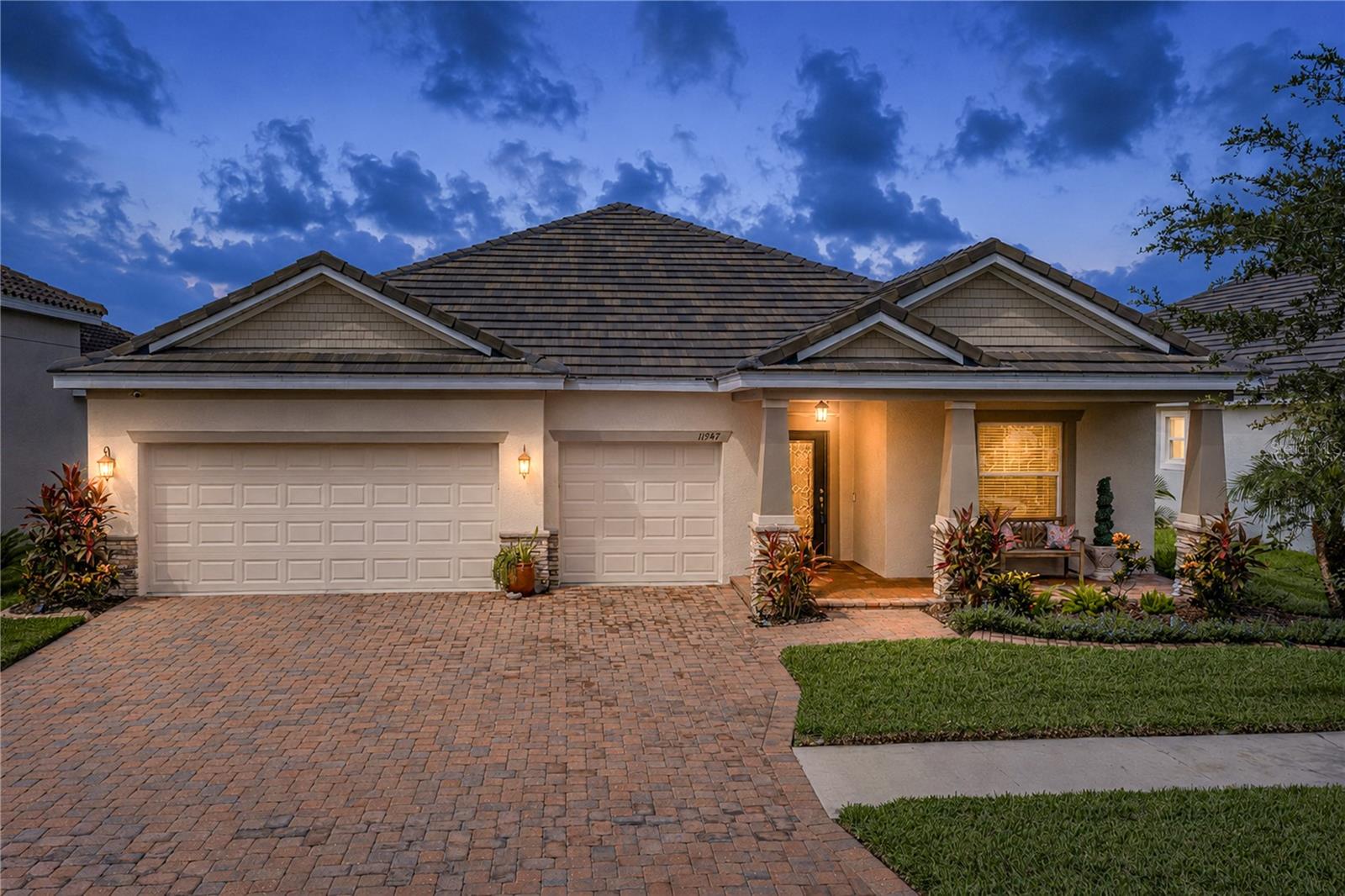 11947 SAND MYRTLE RD
