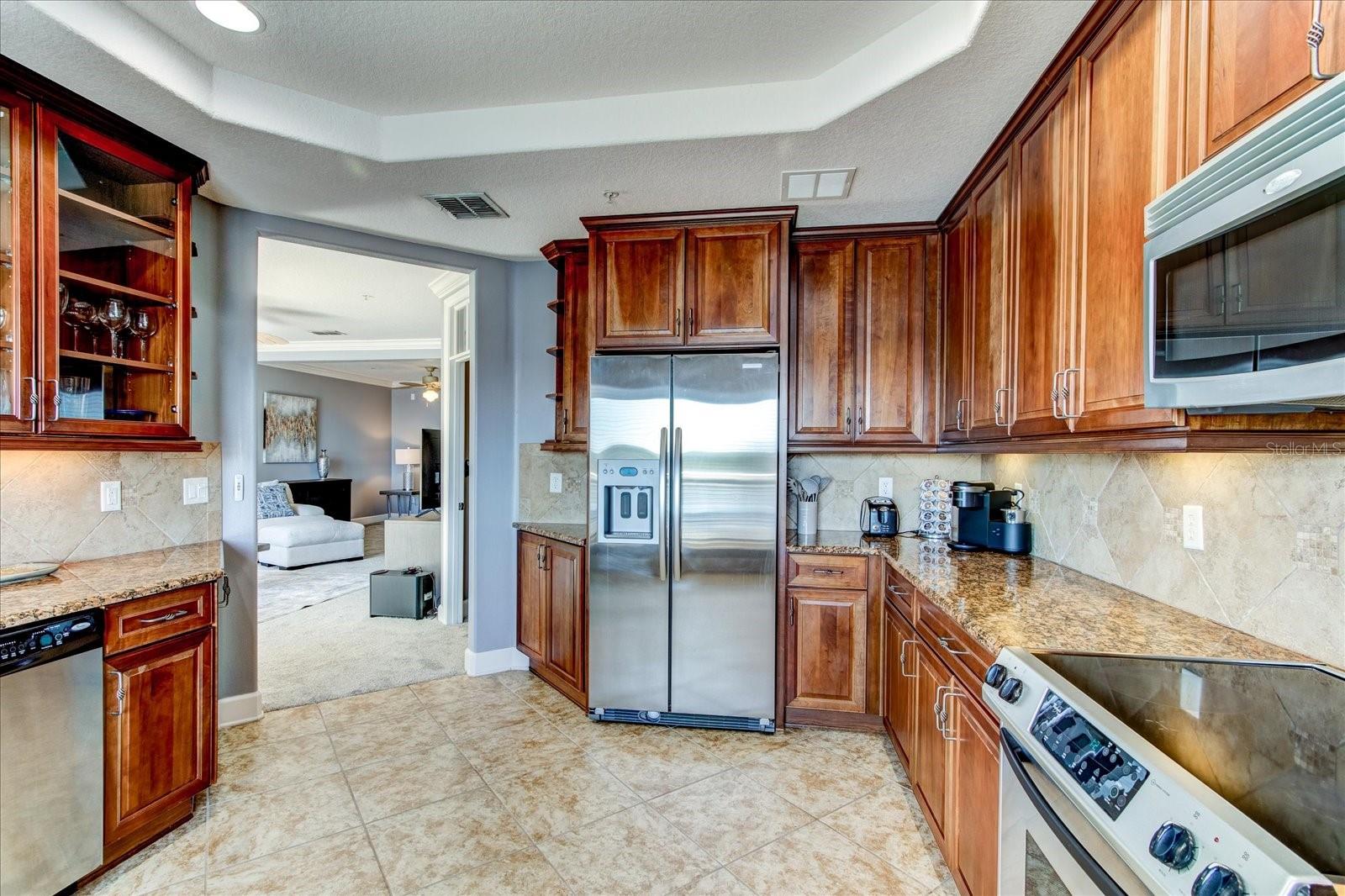 7516 TOSCANA BLVD #242