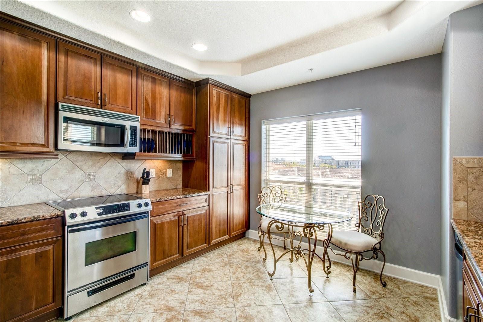 7516 TOSCANA BLVD #242