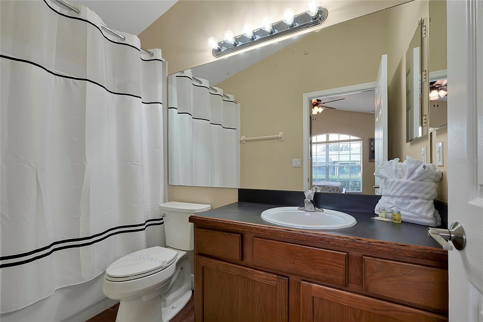 16140 BLOSSOM HILL LOOP