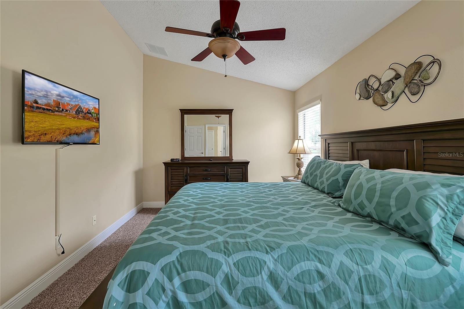 16140 BLOSSOM HILL LOOP