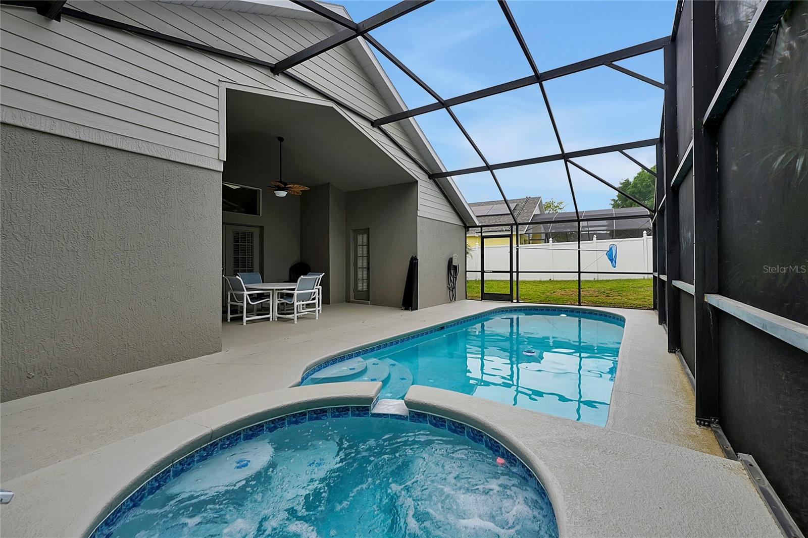 16140 BLOSSOM HILL LOOP