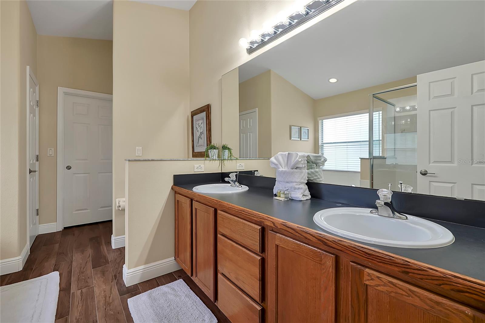 16140 BLOSSOM HILL LOOP