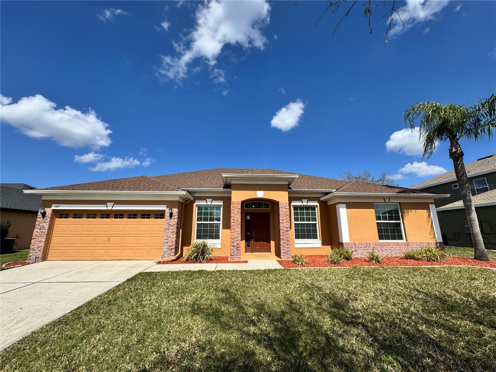 1021 JILLIAM WAY